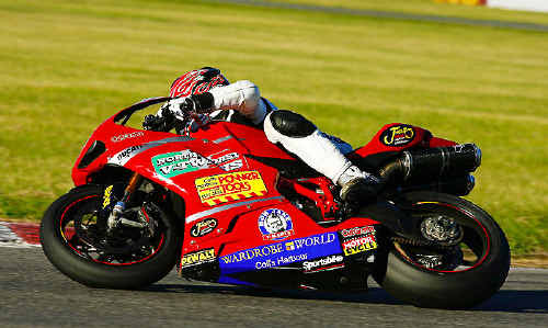 Ryan McLauchlan takes a corner at Eastern Creek last Sunday on his way to a second Australian title. submitted Ryan McLauchlan takes a corner at Eastern Creek last Sunday on his way to a second Australian title. submitted
